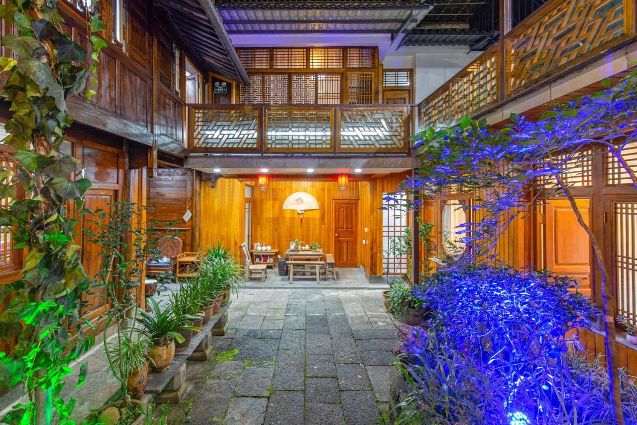 Dream Bay Hotel Tengchong Exterior photo