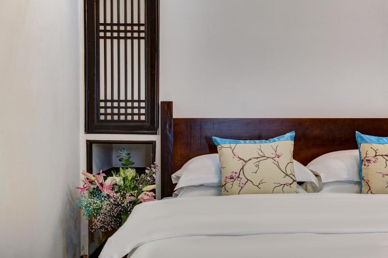 Dream Bay Hotel Tengchong Exterior photo