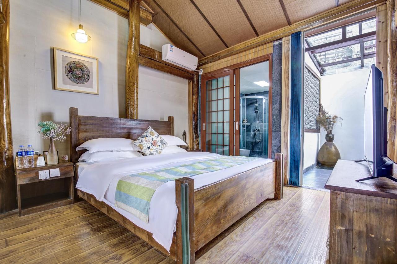 Dream Bay Hotel Tengchong Exterior photo
