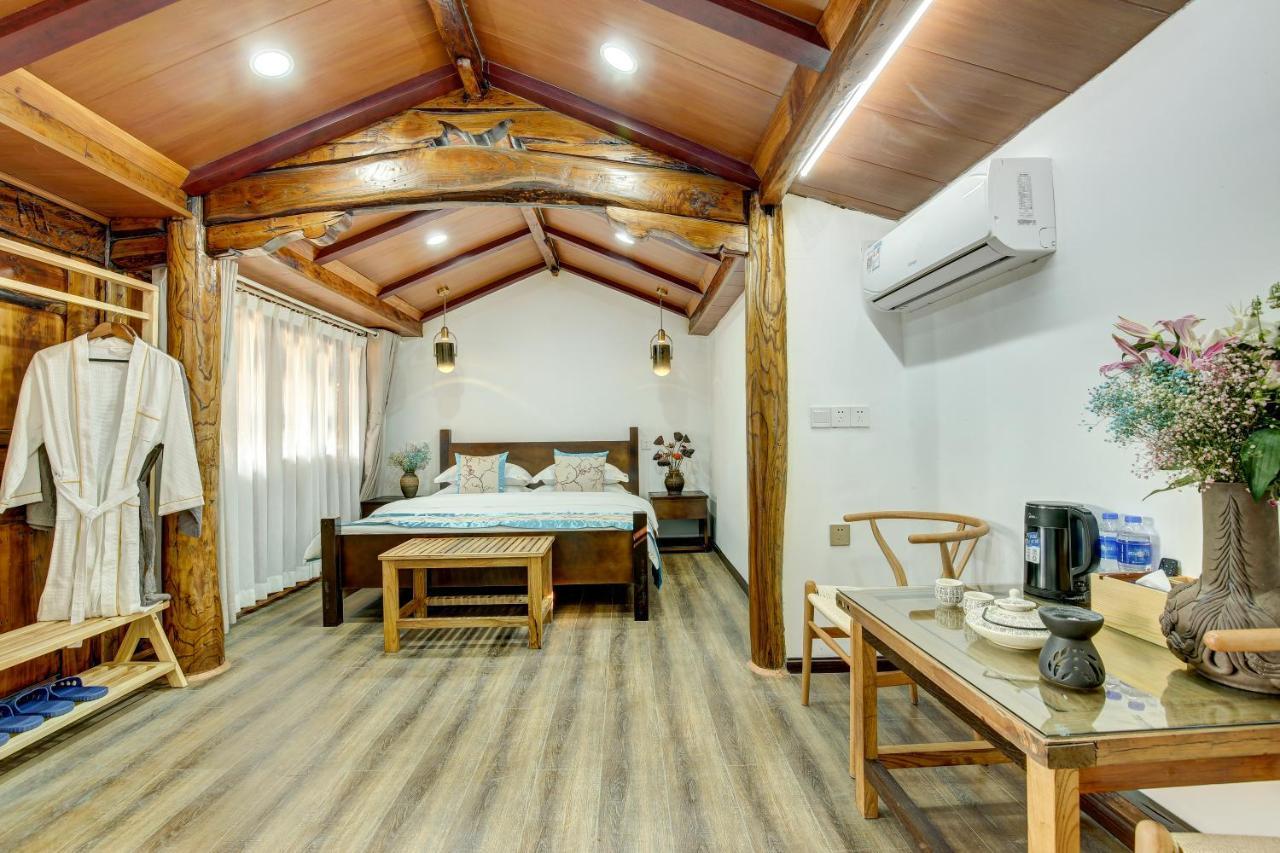 Dream Bay Hotel Tengchong Exterior photo